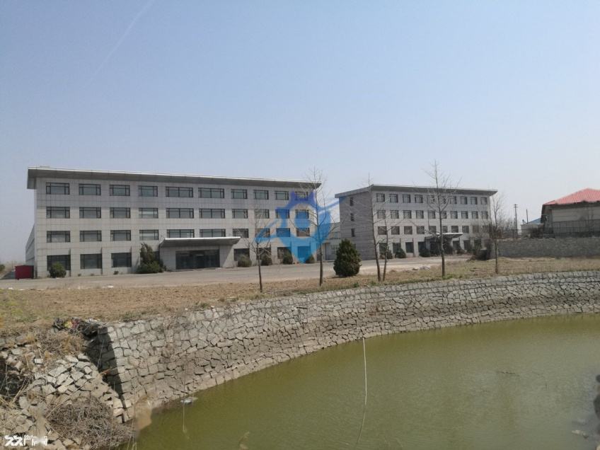 出租 庄河青堆镇国有独院1.2万平建筑2.3万平土地,有办公宿舍楼厂房仓库等